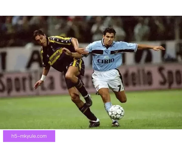 热身受伤小孔塞桑无缘战拉齐奥