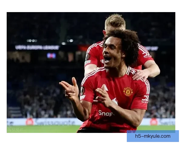 舍伍德批乌加特齐尔克泽不配曼联